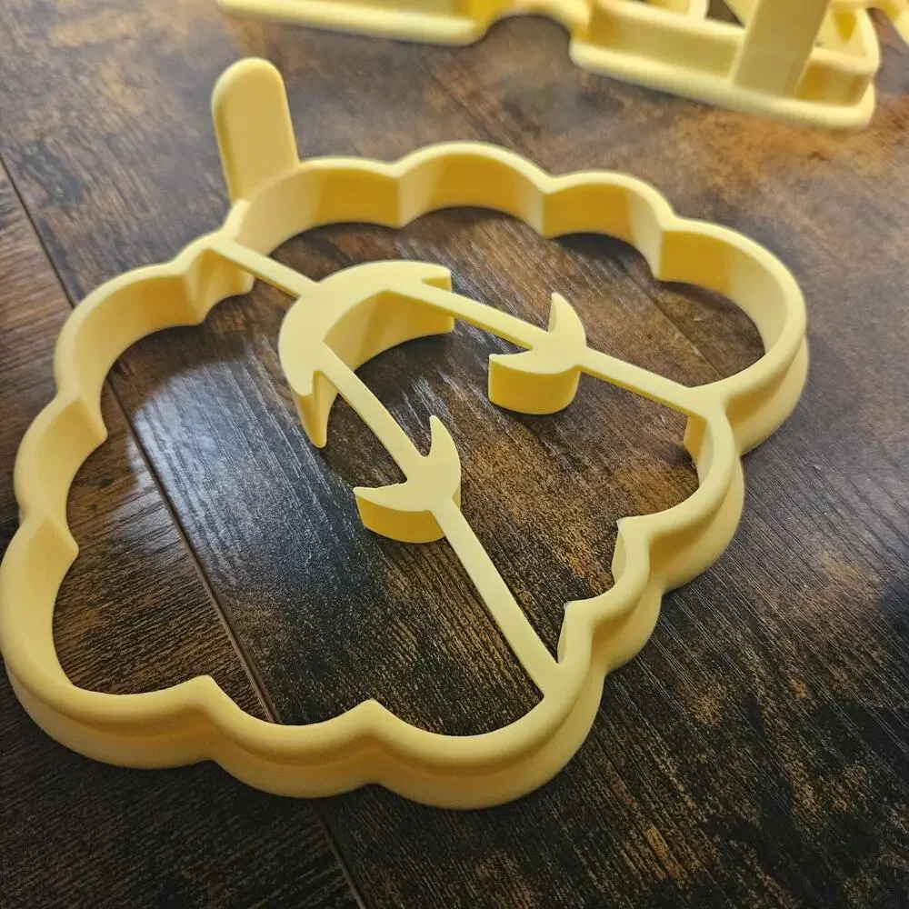 Williams Sonoma Rise & Shine Pancake Molds Set of 4 Sun Star Rainbow Cloud